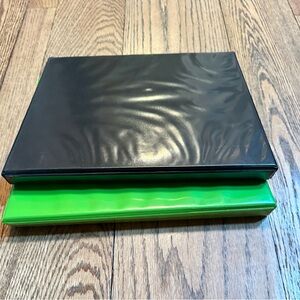 Lot Of 2 Avery 1 Inch 3-Ring View Binders. Green & Black